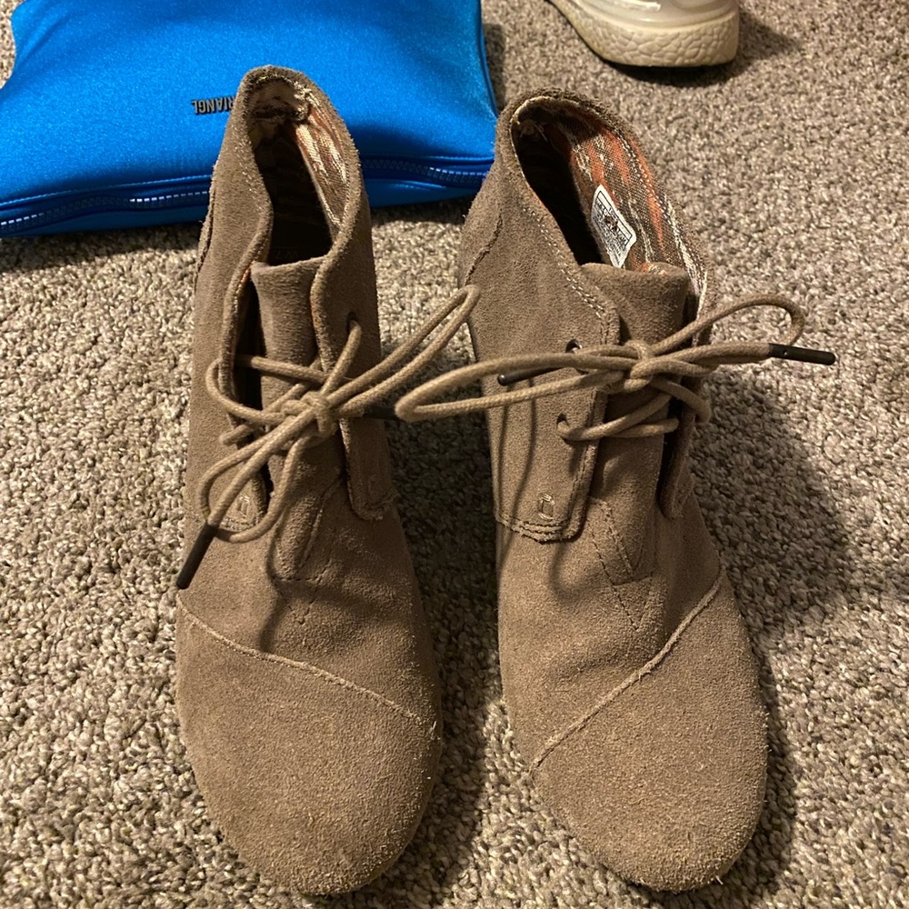 Tom’s Wedges